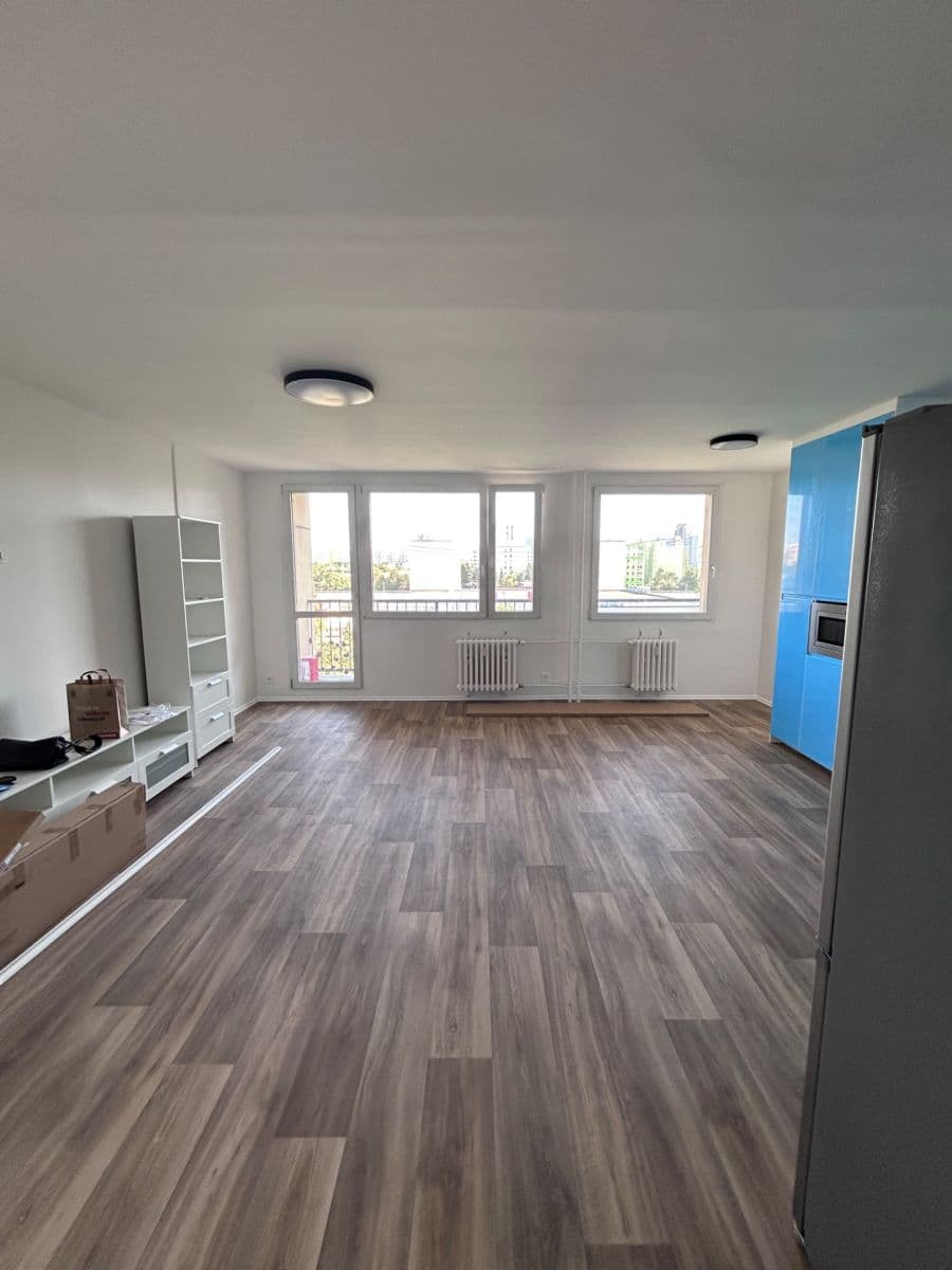 Prenájom bytu 3-izbový 73 m², Markušova, Praha, Praha Prenájom bytu 3-izbový 73 m², Markušova, Praha, Praha