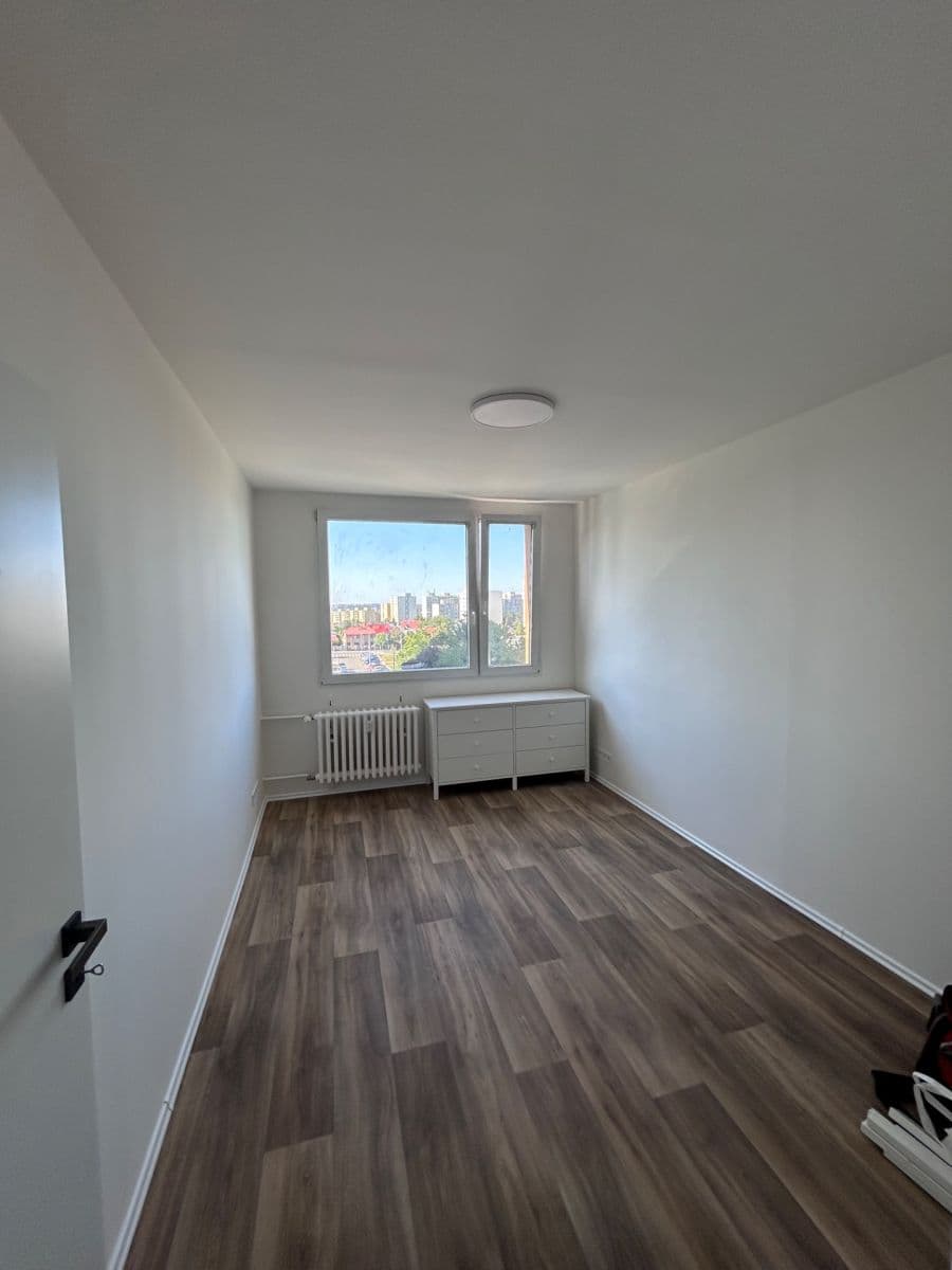 Prenájom bytu 3-izbový 73 m², Markušova, Praha, Praha Prenájom bytu 3-izbový 73 m², Markušova, Praha, Praha