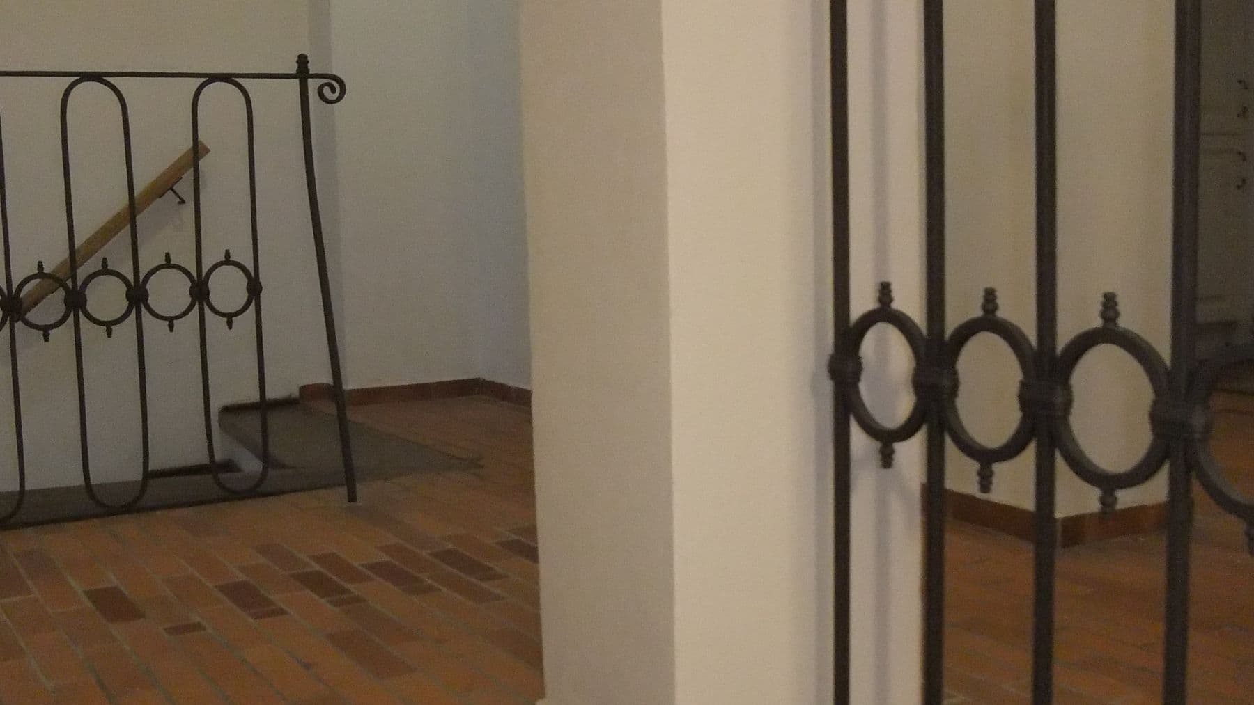 Prenájom bytu 3-izbový 167 m², Česká, České Budějovice, Jihočeský kraj Prenájom bytu 3-izbový 167 m², Česká, České Budějovice, Jihočeský kraj