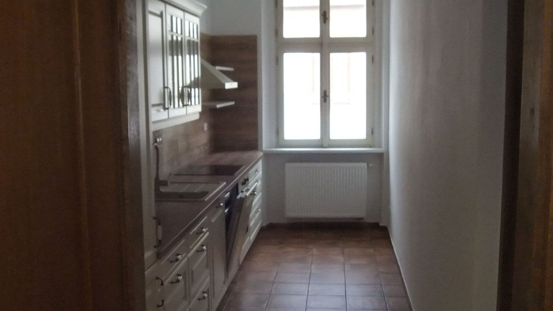 Prenájom bytu 3-izbový 167 m², Česká, České Budějovice, Jihočeský kraj Prenájom bytu 3-izbový 167 m², Česká, České Budějovice, Jihočeský kraj