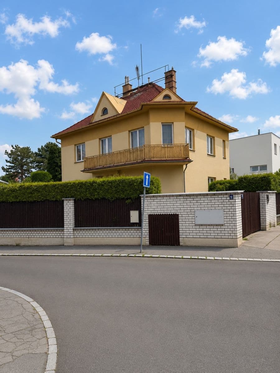 Predaj domu 220 m², pozemok 921 m², Suchdolská, Praha, Praha Predaj domu 220 m², pozemok 921 m², Suchdolská, Praha, Praha