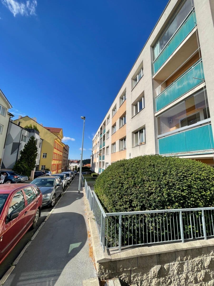 Prenájom bytu 2-izbový 64 m², Pobočná, Praha, Praha Prenájom bytu 2-izbový 64 m², Pobočná, Praha, Praha