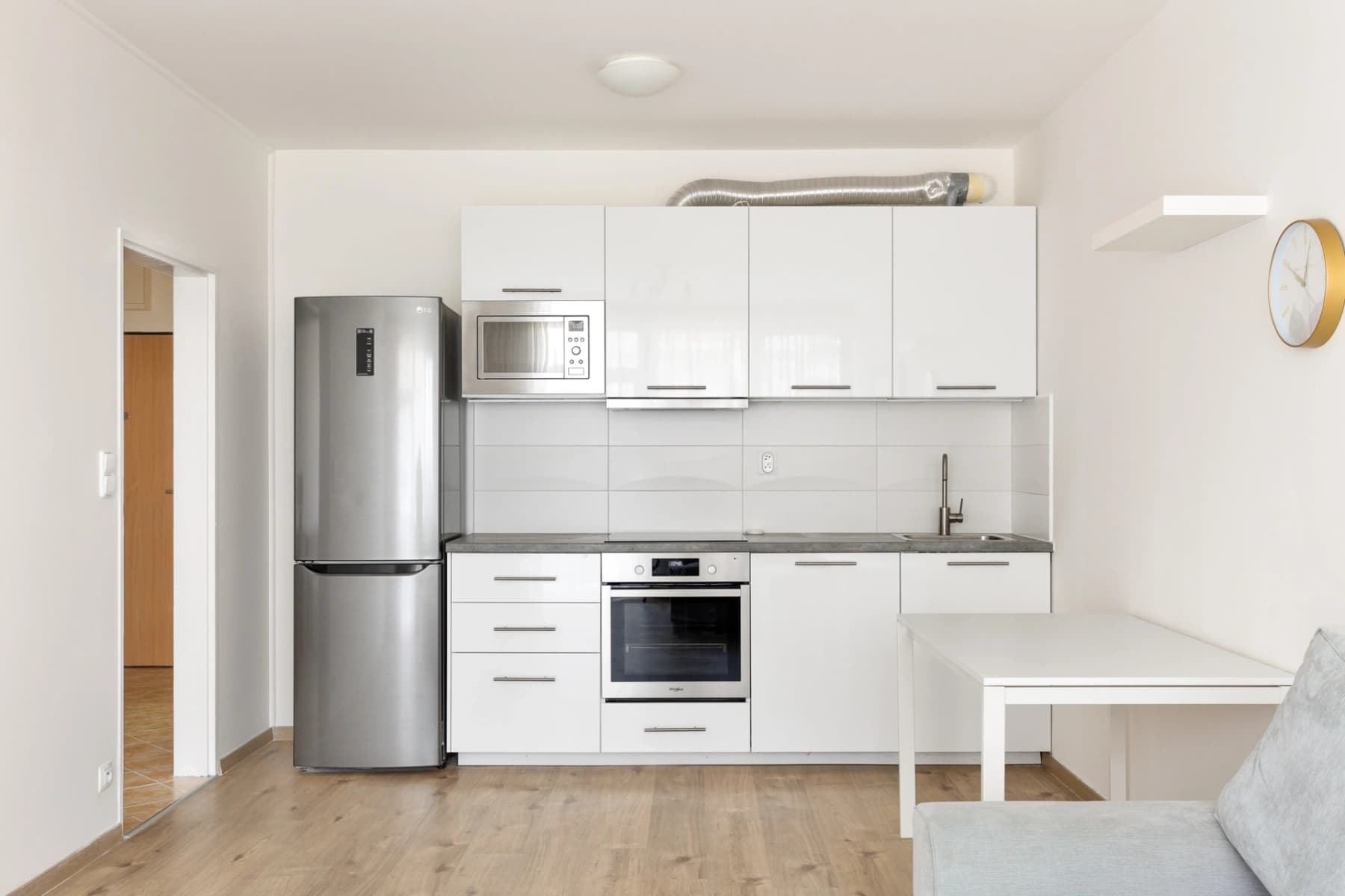 Prenájom bytu 2-izbový 48 m², Pod Harfou, Praha, Praha Prenájom bytu 2-izbový 48 m², Pod Harfou, Praha, Praha