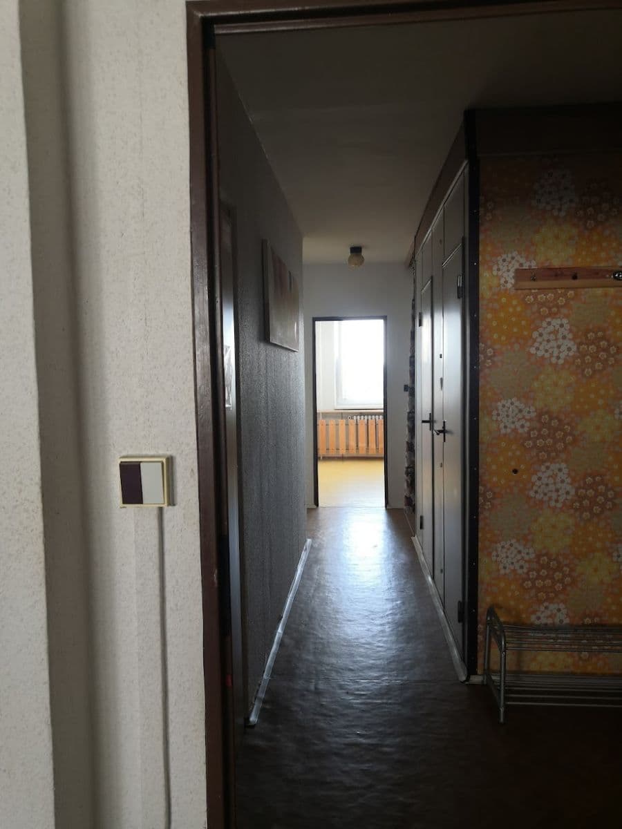 Prenájom bytu 3-izbový 78 m², Hrabákova, Praha, Praha Prenájom bytu 3-izbový 78 m², Hrabákova, Praha, Praha