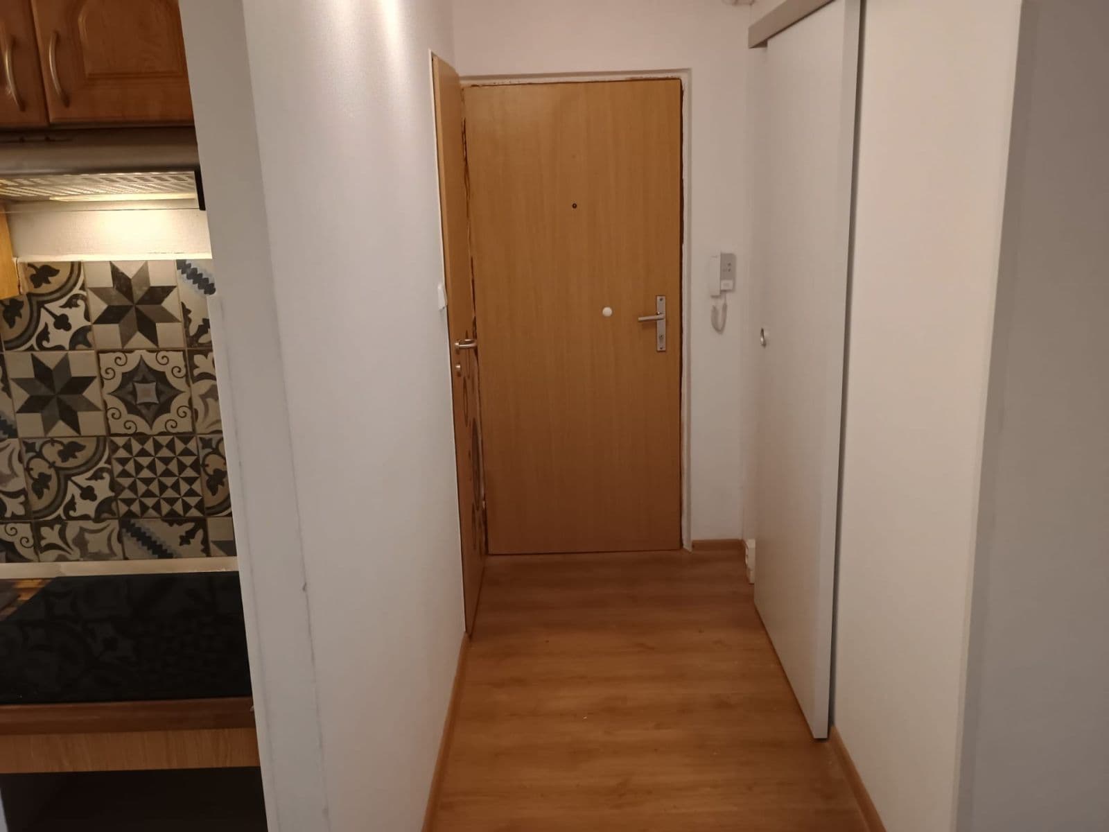 Prenájom bytu 2-izbový 65 m², Krátká, Lovosice, Ústecký kraj Prenájom bytu 2-izbový 65 m², Krátká, Lovosice, Ústecký kraj