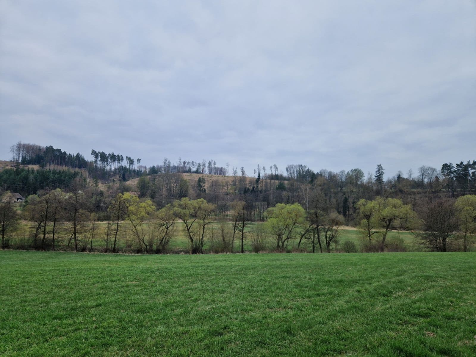 Predaj pozemku 2.929 m², Ostředek, Středočeský kraj Predaj pozemku 2.929 m², Ostředek, Středočeský kraj