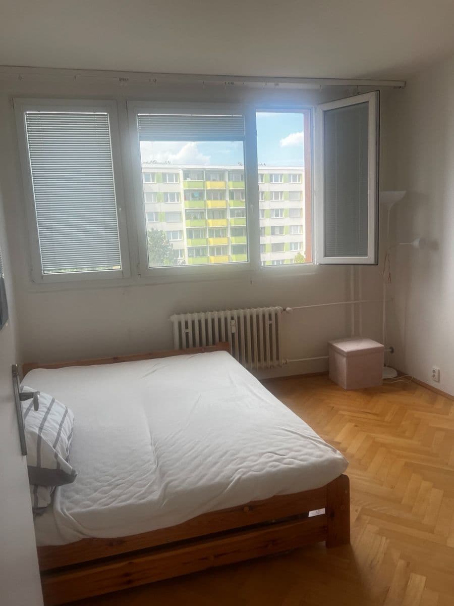 Prenájom bytu 2-izbový 55 m², Slavíčkova, Brno, Jihomoravský kraj Prenájom bytu 2-izbový 55 m², Slavíčkova, Brno, Jihomoravský kraj