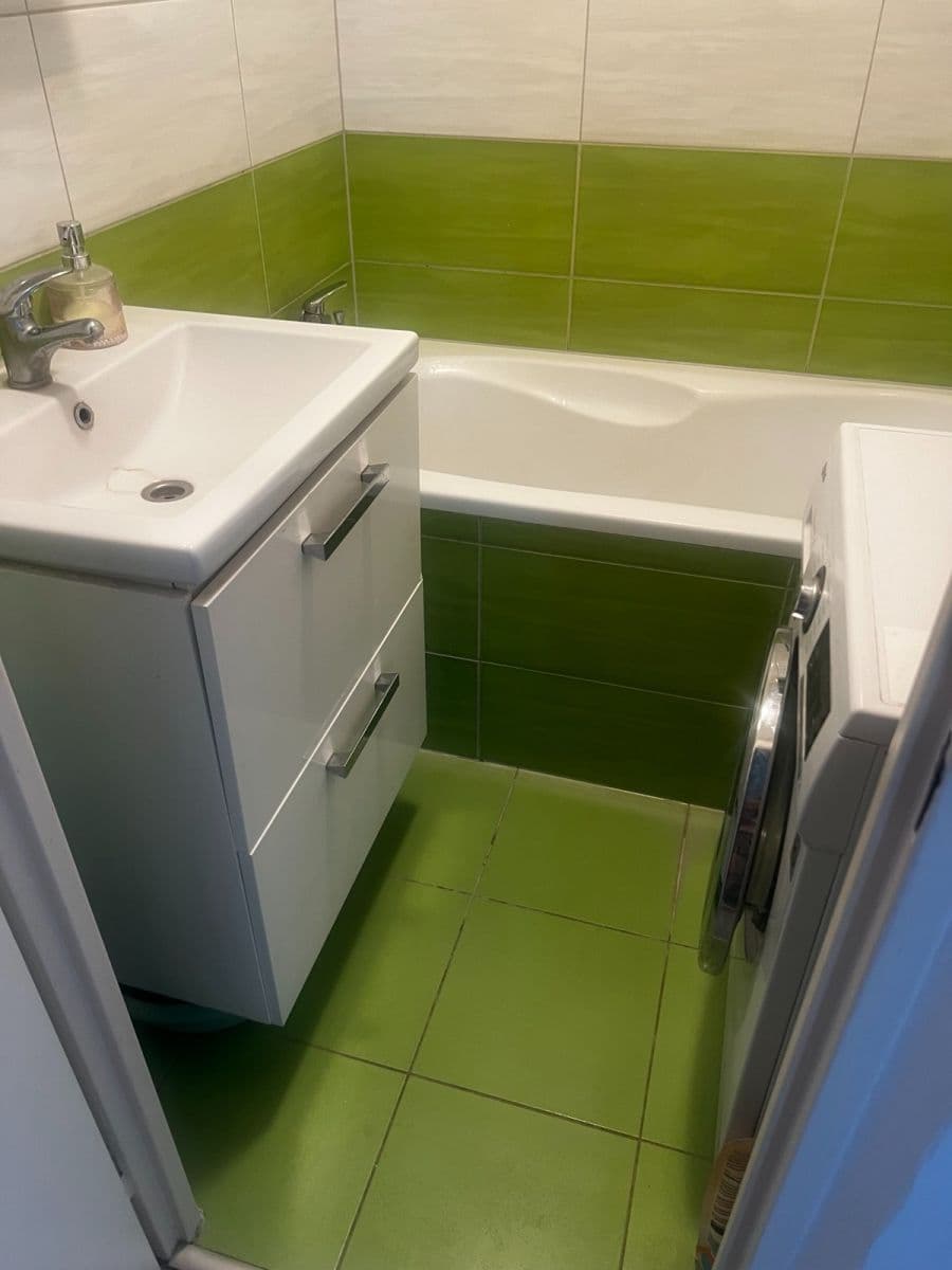Prenájom bytu 2-izbový 55 m², Slavíčkova, Brno, Jihomoravský kraj Prenájom bytu 2-izbový 55 m², Slavíčkova, Brno, Jihomoravský kraj