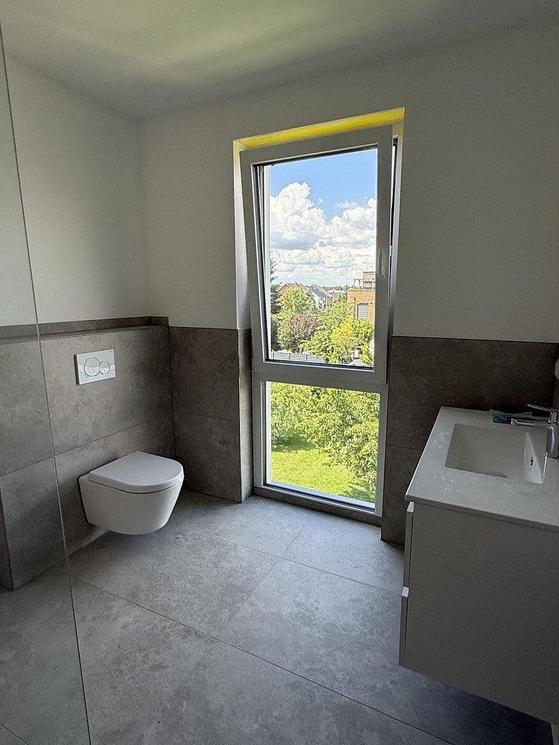 Prenájom bytu 3-izbový 91 m², Schloß Holte-Stukenbrock, Severné Porýnie - Westfálsko Prenájom bytu 3-izbový 91 m², Schloß Holte-Stukenbrock, Severné Porýnie - Westfálsko