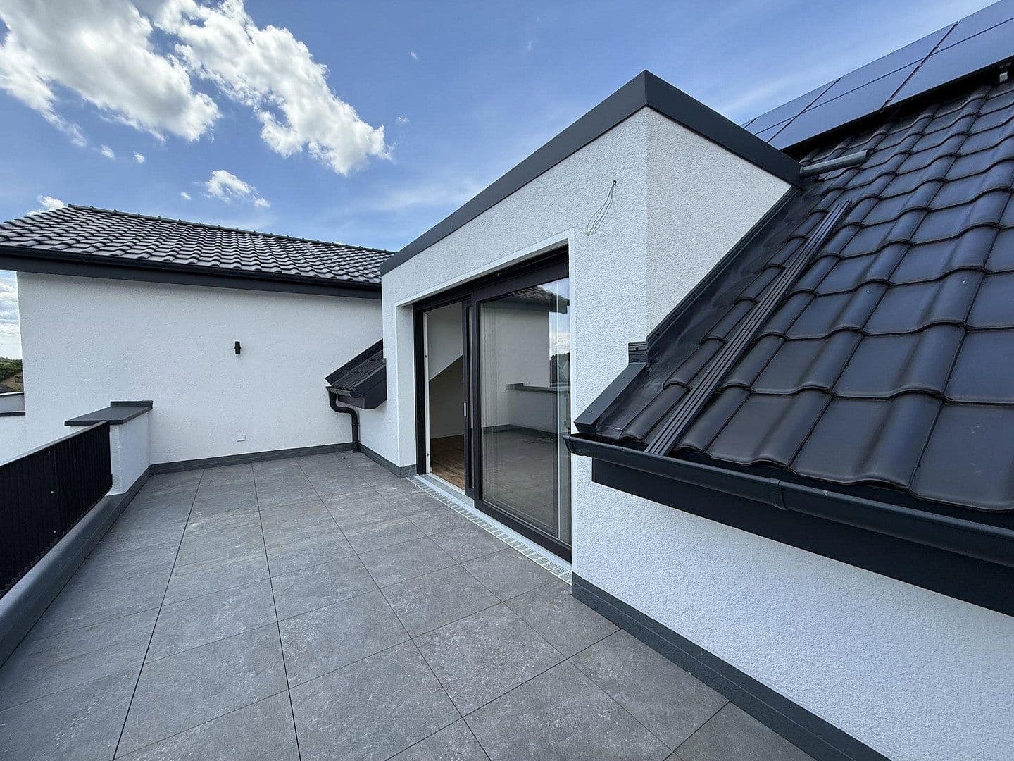 Prenájom bytu 3-izbový 91 m², Schloß Holte-Stukenbrock, Severné Porýnie - Westfálsko Prenájom bytu 3-izbový 91 m², Schloß Holte-Stukenbrock, Severné Porýnie - Westfálsko