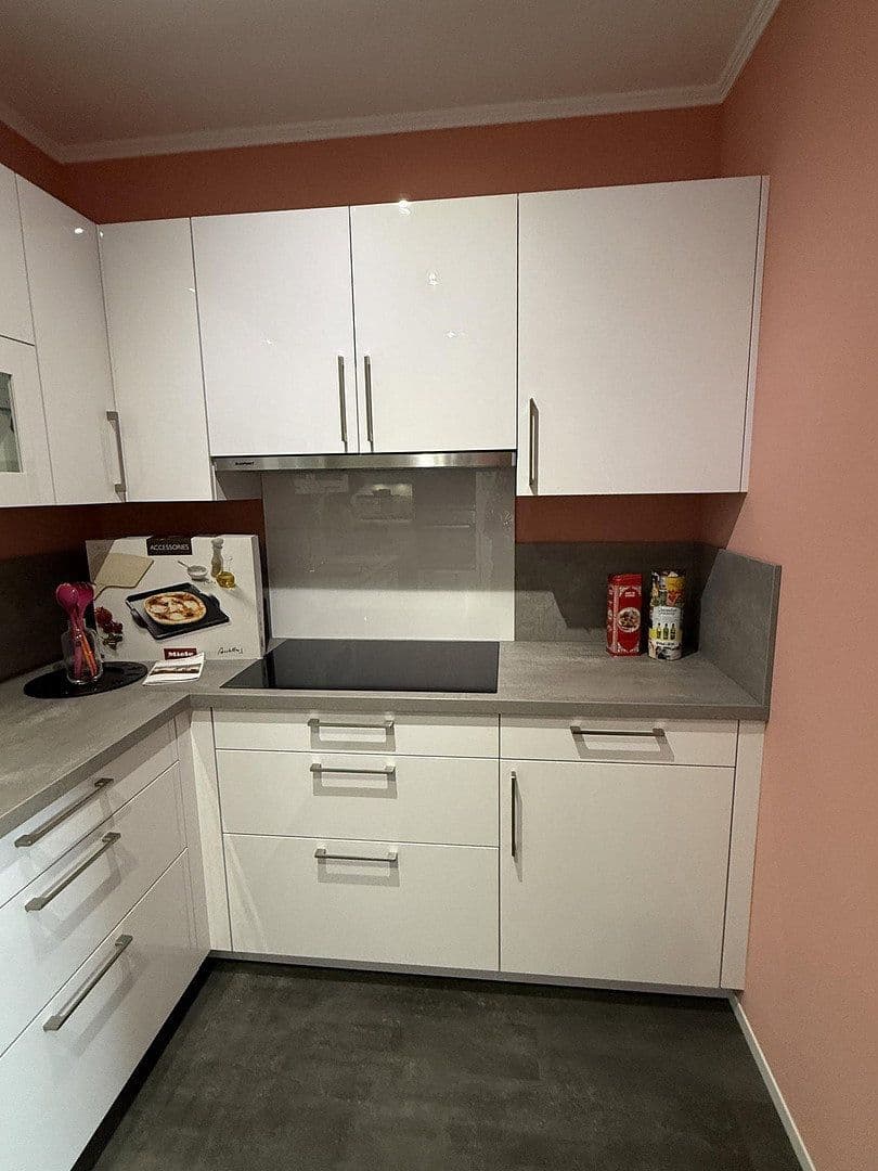 Prenájom bytu 3-izbový 91 m², Schloß Holte-Stukenbrock, Severné Porýnie - Westfálsko Prenájom bytu 3-izbový 91 m², Schloß Holte-Stukenbrock, Severné Porýnie - Westfálsko