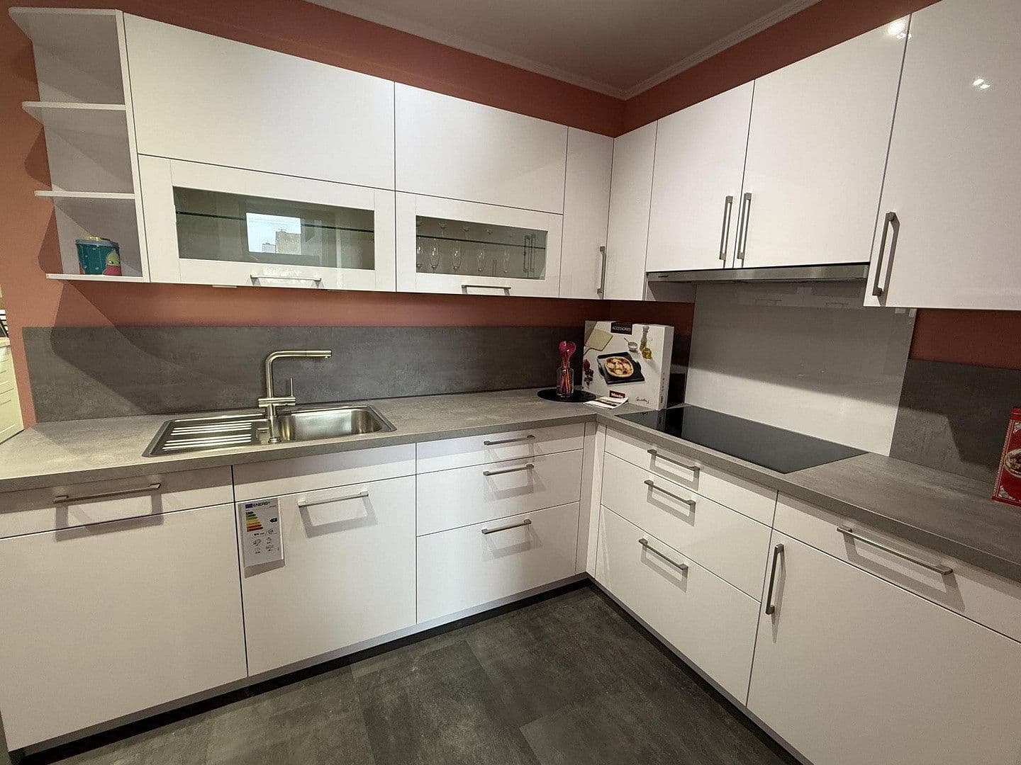 Prenájom bytu 3-izbový 91 m², Schloß Holte-Stukenbrock, Severné Porýnie - Westfálsko Prenájom bytu 3-izbový 91 m², Schloß Holte-Stukenbrock, Severné Porýnie - Westfálsko