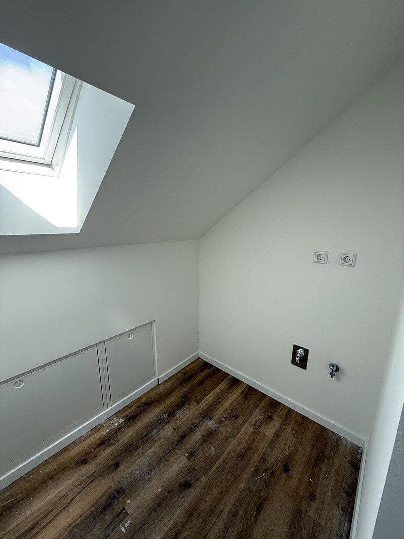 Prenájom bytu 3-izbový 91 m², Schloß Holte-Stukenbrock, Severné Porýnie - Westfálsko Prenájom bytu 3-izbový 91 m², Schloß Holte-Stukenbrock, Severné Porýnie - Westfálsko