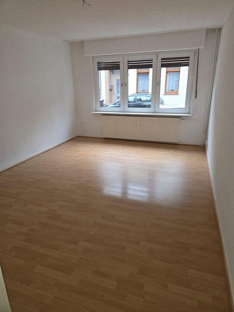 Prenájom bytu 2-izbový 53 m², Duisburg, Severné Porýnie - Westfálsko Prenájom bytu 2-izbový 53 m², Duisburg, Severné Porýnie - Westfálsko