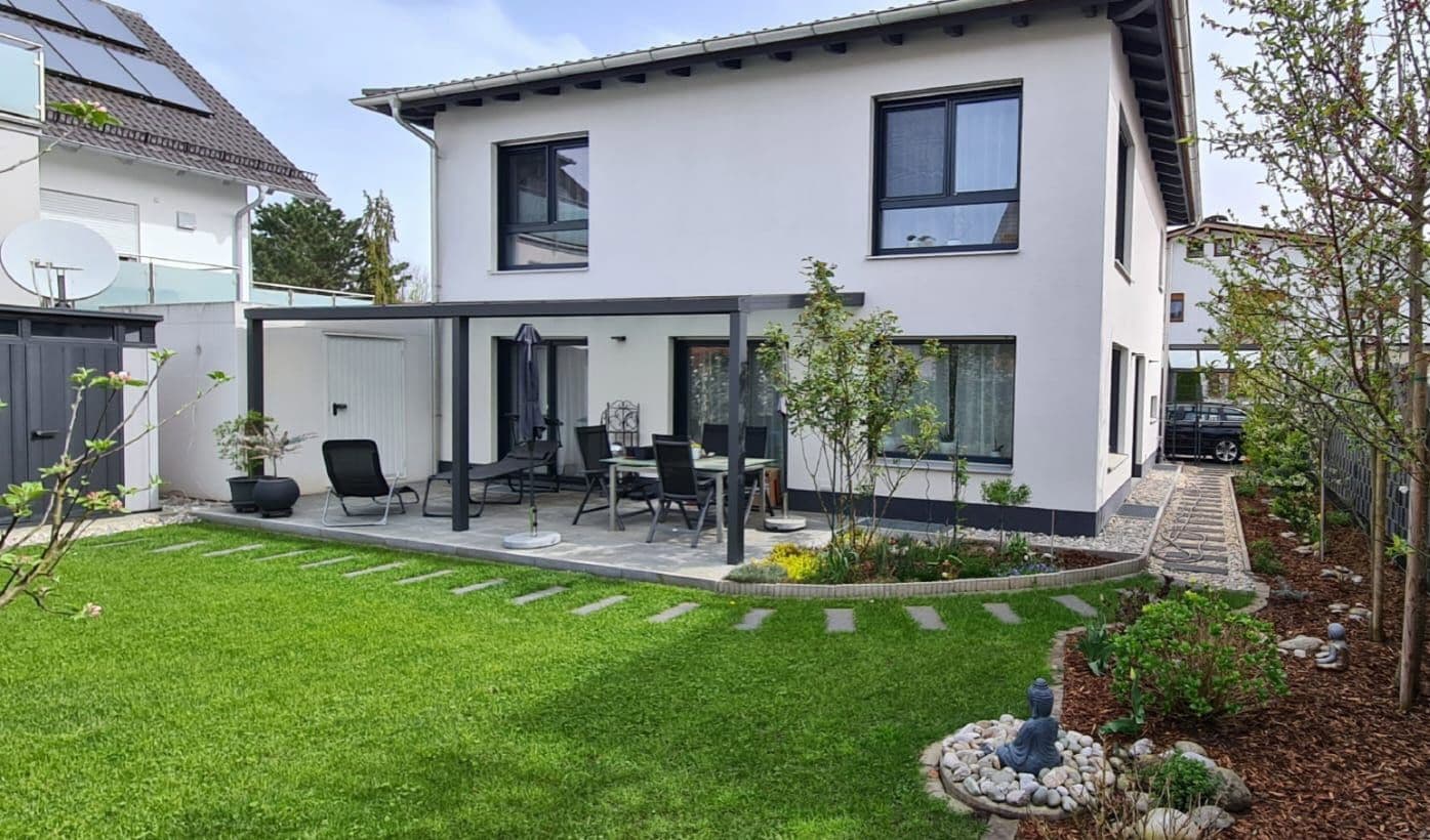Predaj domu 158 m², pozemok 400 m², Rosenheim, Bavorsko Predaj domu 158 m², pozemok 400 m², Rosenheim, Bavorsko