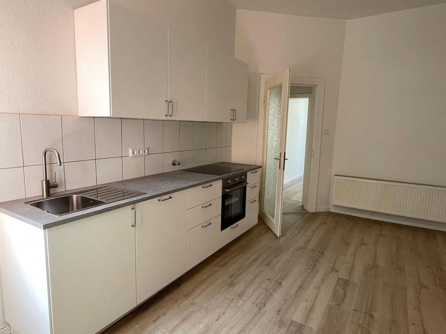 Prenájom bytu 3-izbový 79 m², Hahnenstraße 9, Hannover, Dolné Sasko Prenájom bytu 3-izbový 79 m², Hahnenstraße 9, Hannover, Dolné Sasko