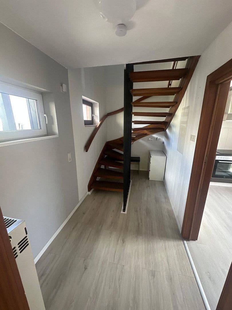 Prenájom domu 85 m², pozemok 975 m², Homburg, Sársko Prenájom domu 85 m², pozemok 975 m², Homburg, Sársko