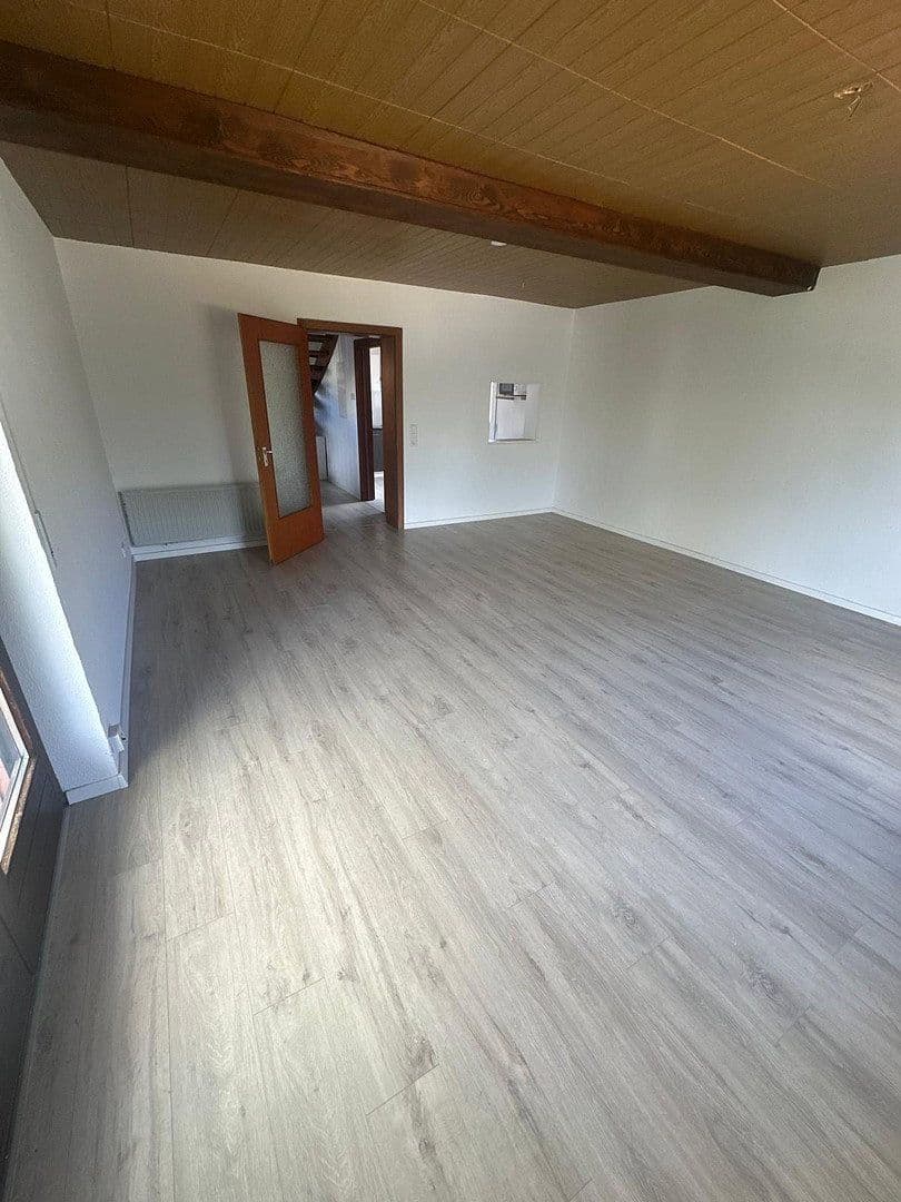 Prenájom domu 85 m², pozemok 975 m², Homburg, Sársko Prenájom domu 85 m², pozemok 975 m², Homburg, Sársko
