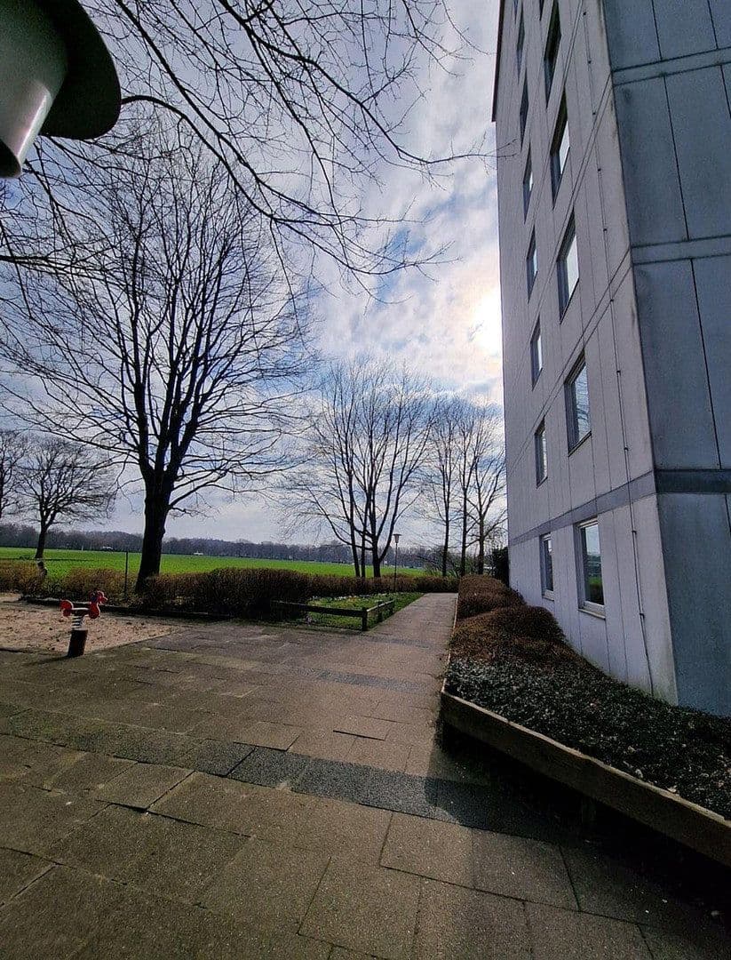 Predaj bytu 4-izbový 94 m², Norderstedt, Šlezvicko-Holštajnsko Predaj bytu 4-izbový 94 m², Norderstedt, Šlezvicko-Holštajnsko