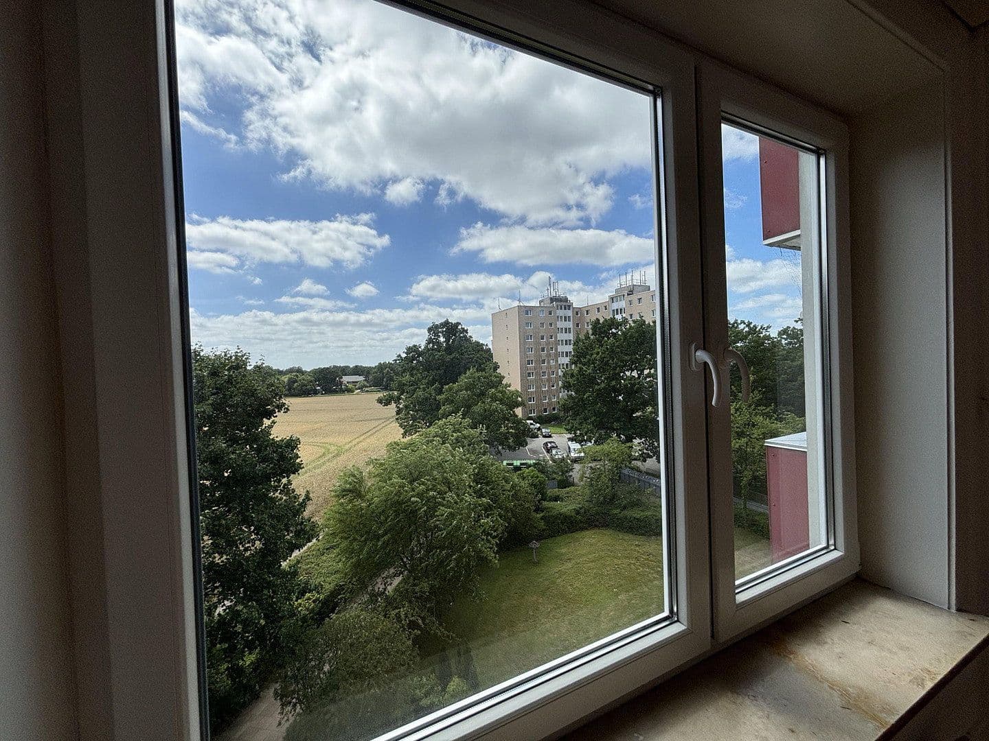 Predaj bytu 4-izbový 94 m², Norderstedt, Šlezvicko-Holštajnsko Predaj bytu 4-izbový 94 m², Norderstedt, Šlezvicko-Holštajnsko