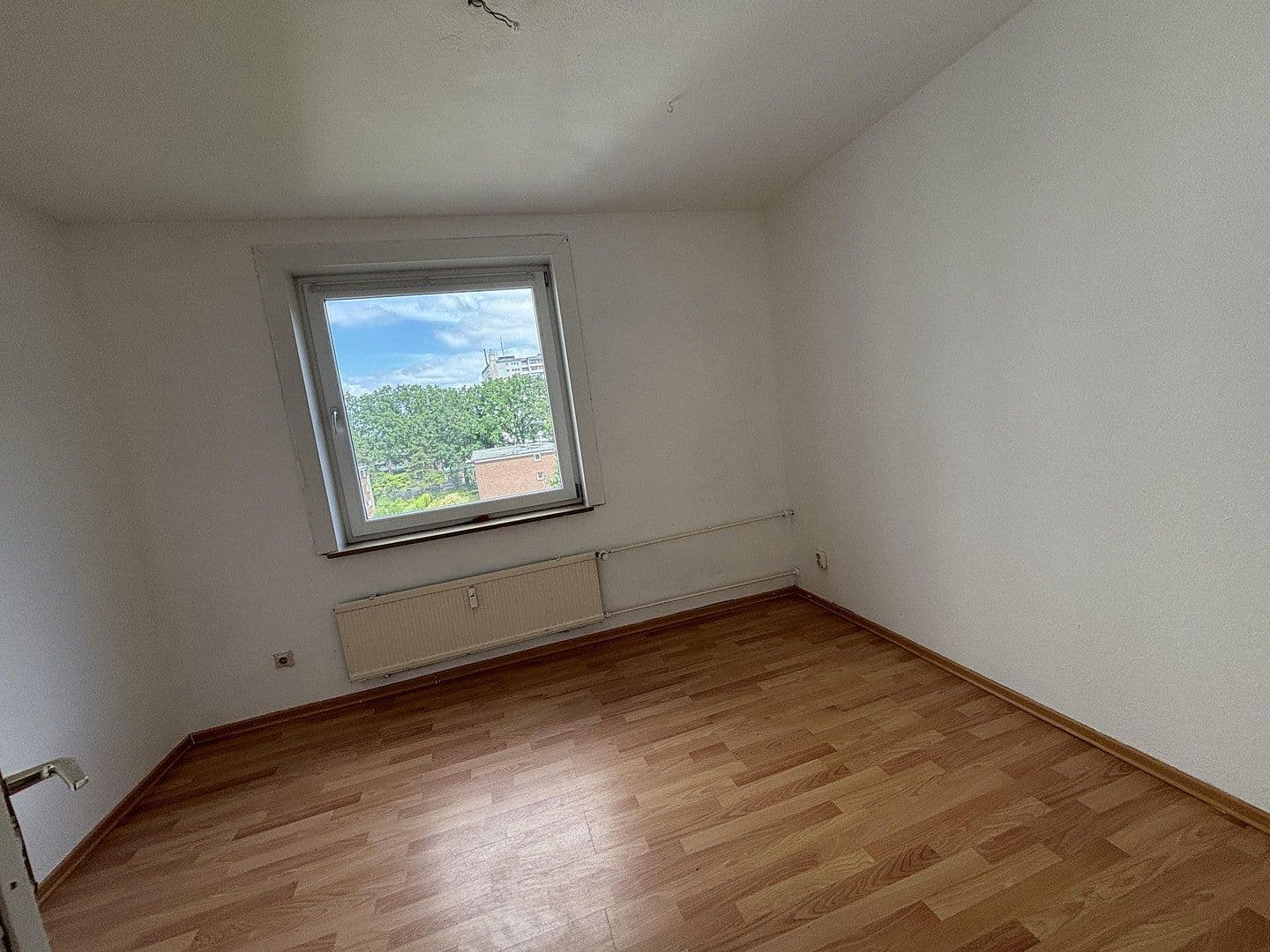 Predaj bytu 4-izbový 94 m², Norderstedt, Šlezvicko-Holštajnsko Predaj bytu 4-izbový 94 m², Norderstedt, Šlezvicko-Holštajnsko