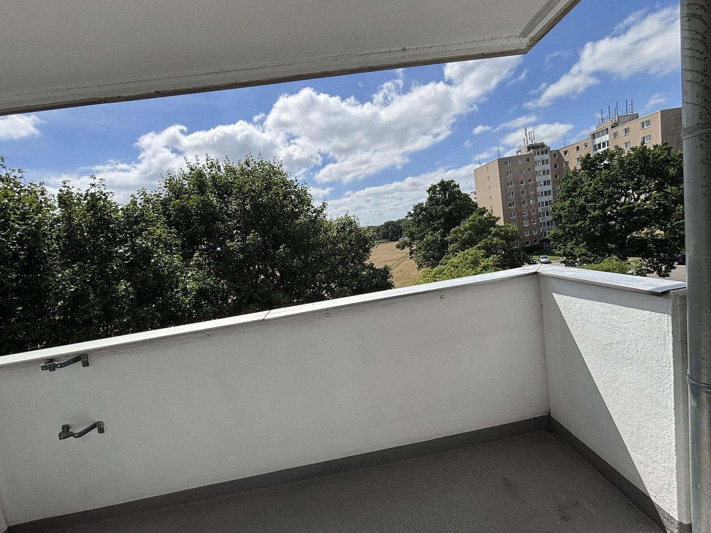 Predaj bytu 4-izbový 94 m², Norderstedt, Šlezvicko-Holštajnsko Predaj bytu 4-izbový 94 m², Norderstedt, Šlezvicko-Holštajnsko