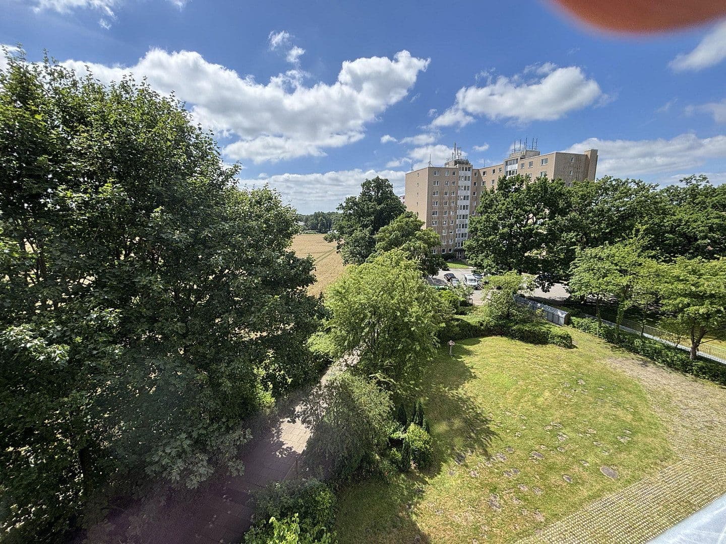 Predaj bytu 4-izbový 94 m², Norderstedt, Šlezvicko-Holštajnsko Predaj bytu 4-izbový 94 m², Norderstedt, Šlezvicko-Holštajnsko