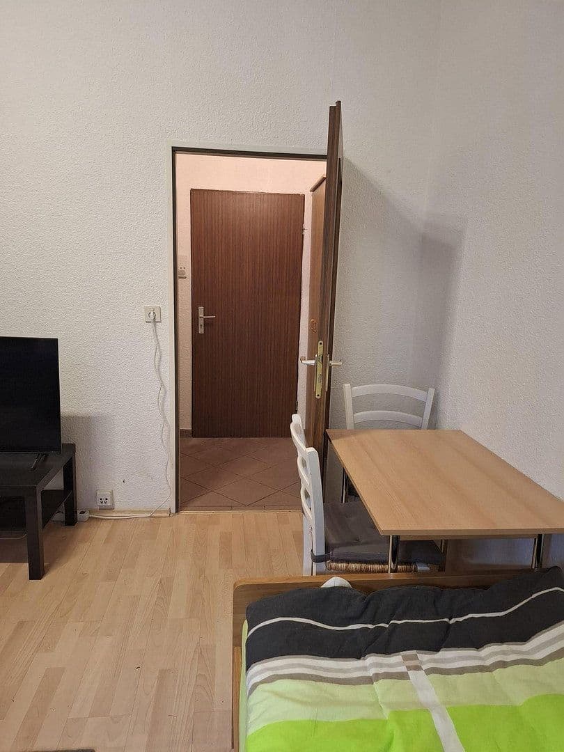Prenájom bytu 1-izbový 23 m², Mollstr. 27, Mannheim, Bádensko-Wurttembersko Prenájom bytu 1-izbový 23 m², Mollstr. 27, Mannheim, Bádensko-Wurttembersko