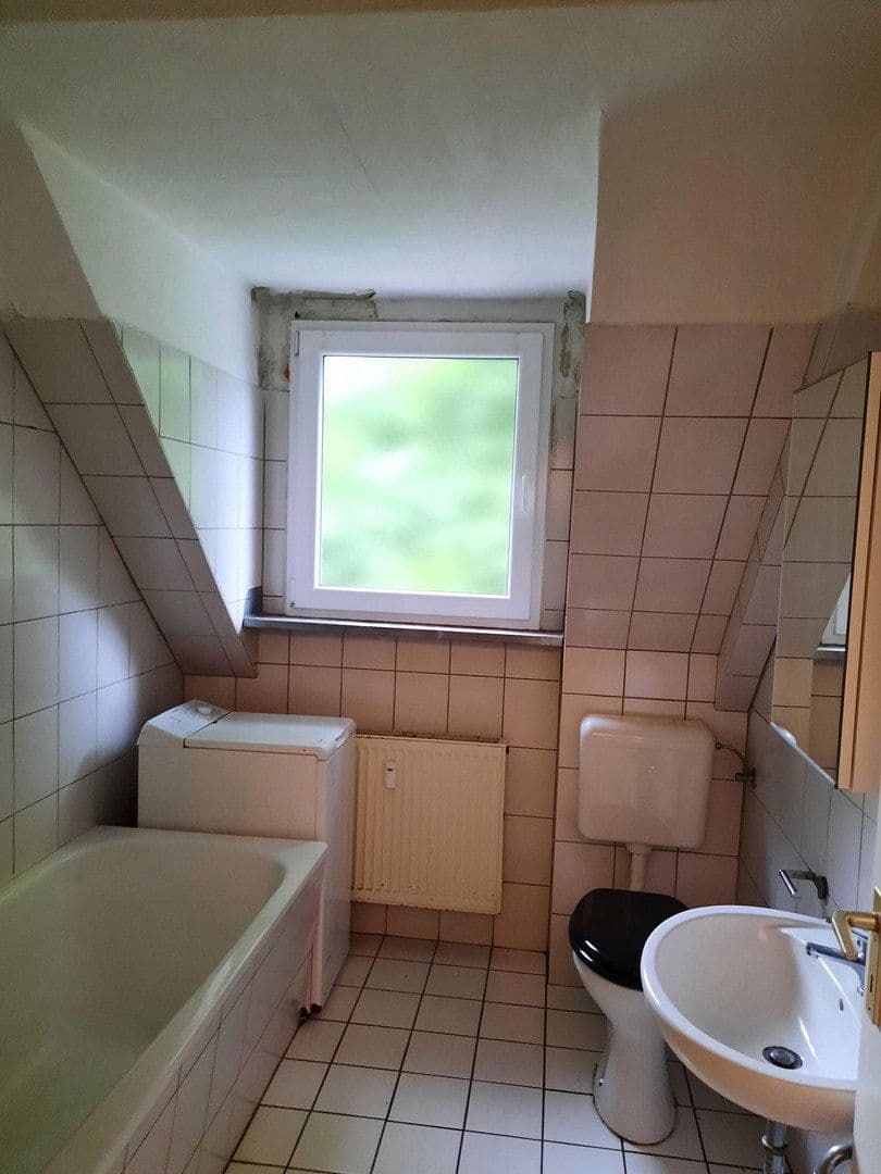 Prenájom bytu 1-izbový 41 m², Lütkestr. 6, Bottrop, Severné Porýnie - Westfálsko Prenájom bytu 1-izbový 41 m², Lütkestr. 6, Bottrop, Severné Porýnie - Westfálsko