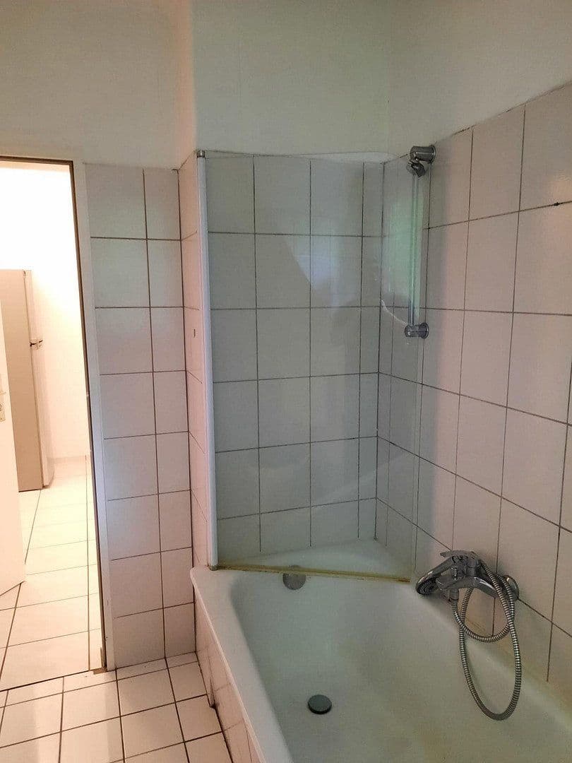 Prenájom bytu 1-izbový 41 m², Lütkestr. 6, Bottrop, Severné Porýnie - Westfálsko Prenájom bytu 1-izbový 41 m², Lütkestr. 6, Bottrop, Severné Porýnie - Westfálsko