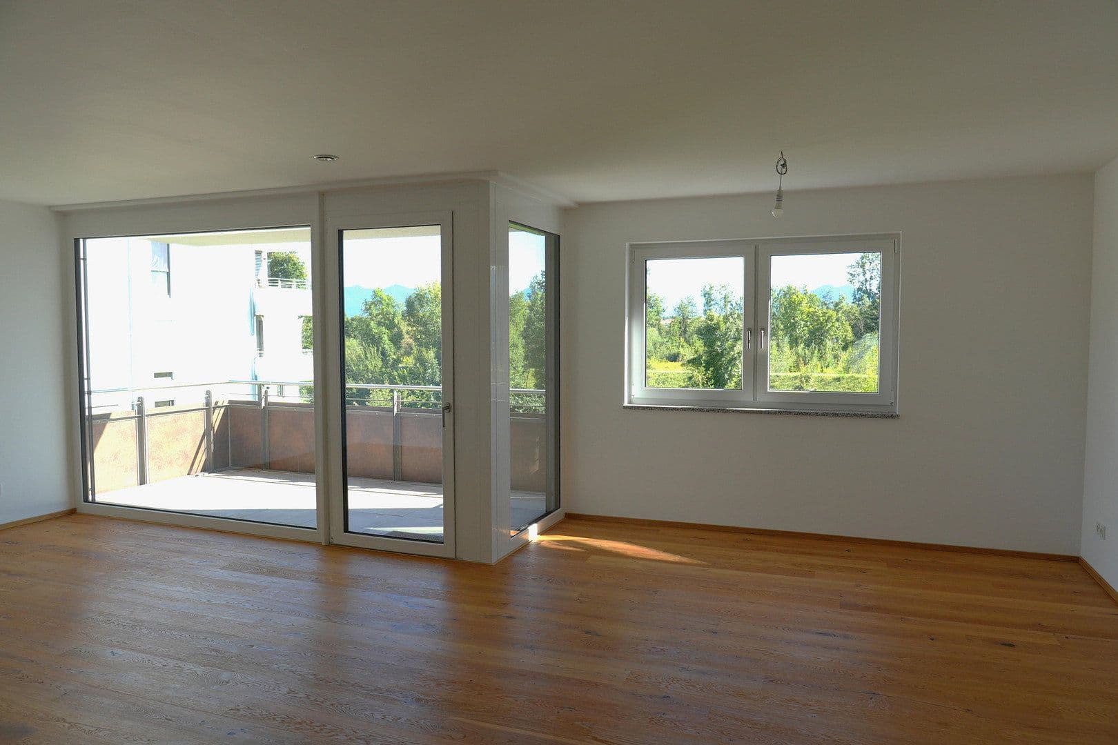 Prenájom bytu 4-izbový 109 m², Schmerlenstraße 5, Kolbermoor, Bavorsko Prenájom bytu 4-izbový 109 m², Schmerlenstraße 5, Kolbermoor, Bavorsko