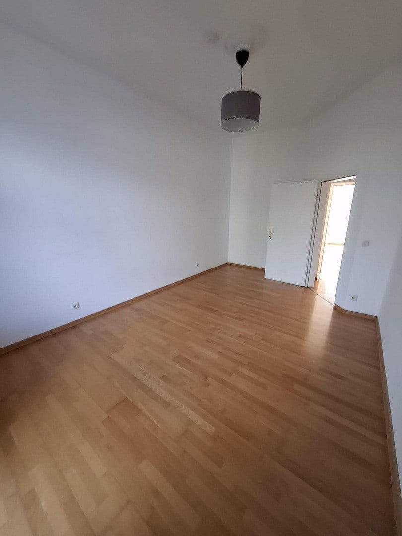 Predaj bytu 2-izbový 65 m², Stoffeler Straße 18, Düsseldorf, Severné Porýnie - Westfálsko Predaj bytu 2-izbový 65 m², Stoffeler Straße 18, Düsseldorf, Severné Porýnie - Westfálsko