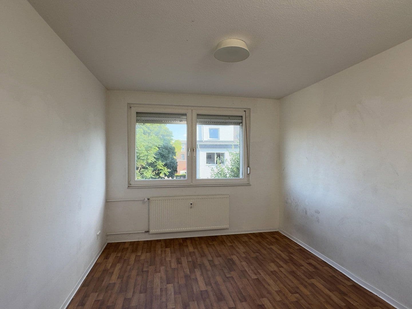 Prenájom bytu 3-izbový 78 m², Lange Kamo 61, Duisburg, Severné Porýnie - Westfálsko Prenájom bytu 3-izbový 78 m², Lange Kamo 61, Duisburg, Severné Porýnie - Westfálsko