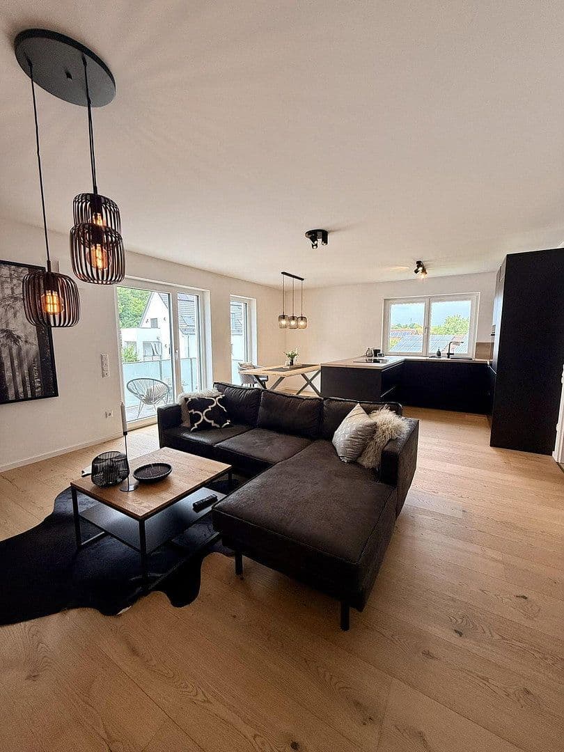 Prenájom bytu 3-izbový 75 m², Langebach, Bavorsko Prenájom bytu 3-izbový 75 m², Langebach, Bavorsko