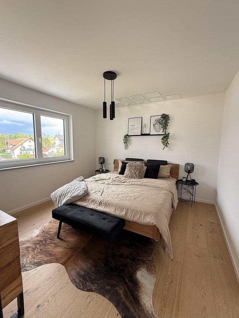 Prenájom bytu 3-izbový 75 m², Langebach, Bavorsko Prenájom bytu 3-izbový 75 m², Langebach, Bavorsko