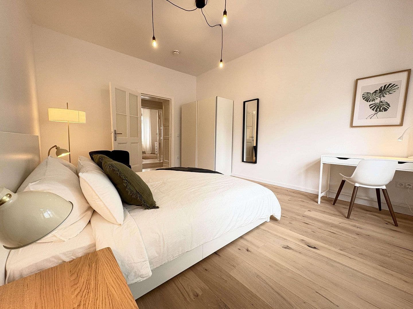 Prenájom bytu 3-izbový 80 m², Weserstraße 24, Berlin, Berlín Prenájom bytu 3-izbový 80 m², Weserstraße 24, Berlin, Berlín