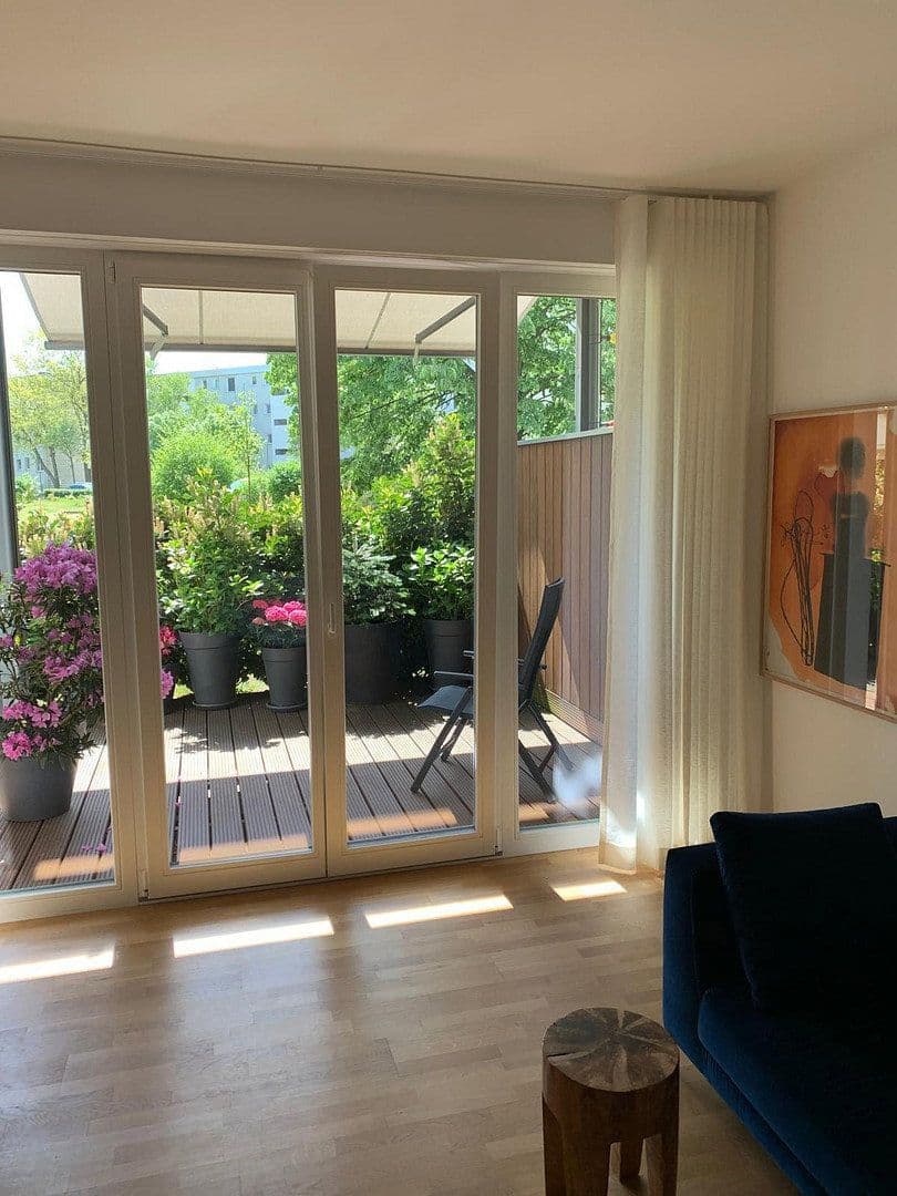 Prenájom bytu 2-izbový 63 m², Spandauer Damm 245 a, Berlin, Berlín Prenájom bytu 2-izbový 63 m², Spandauer Damm 245 a, Berlin, Berlín