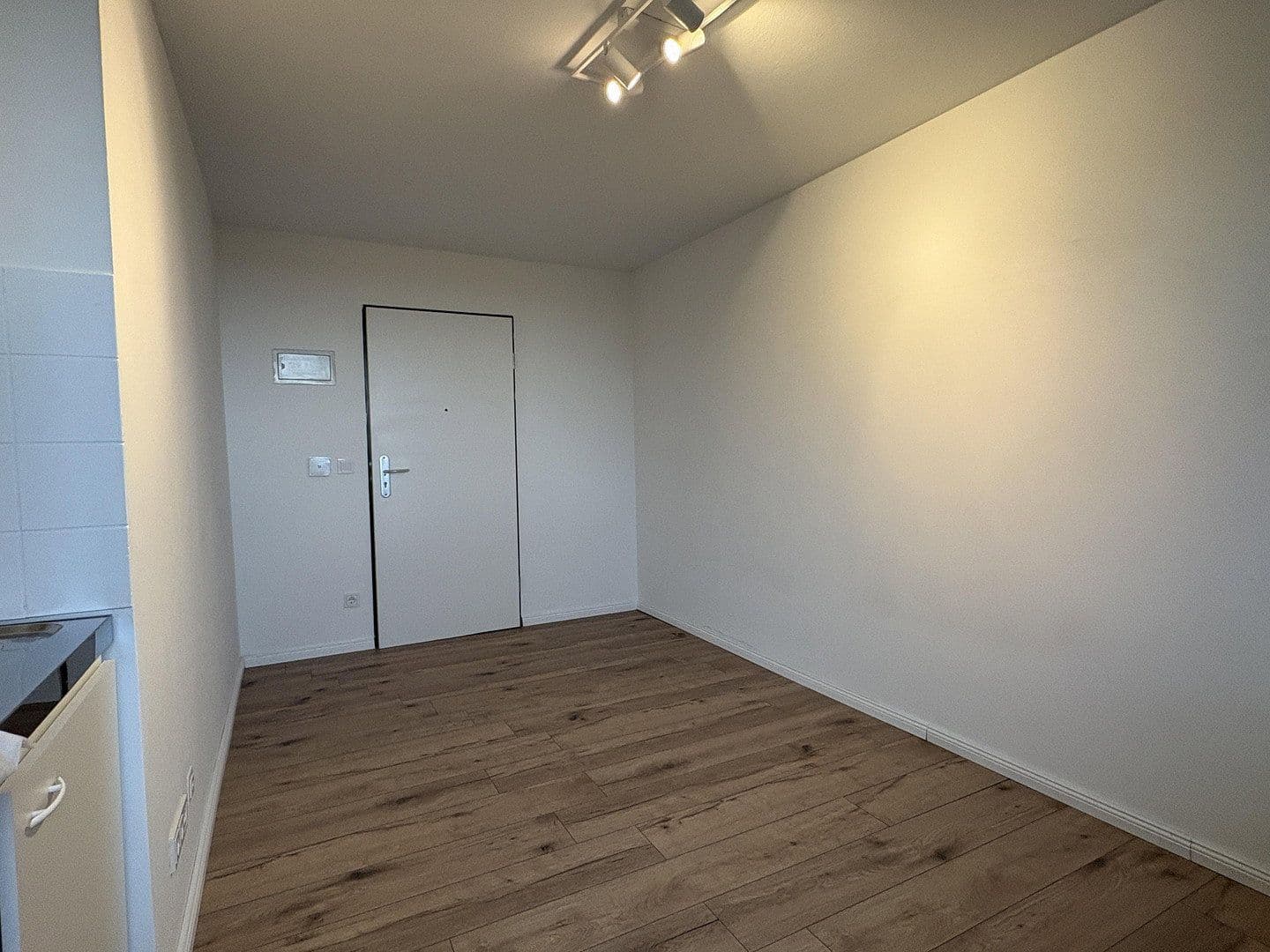 Prenájom bytu 1-izbový 19 m², Rennestraße 41, Erlangen, Bavorsko Prenájom bytu 1-izbový 19 m², Rennestraße 41, Erlangen, Bavorsko