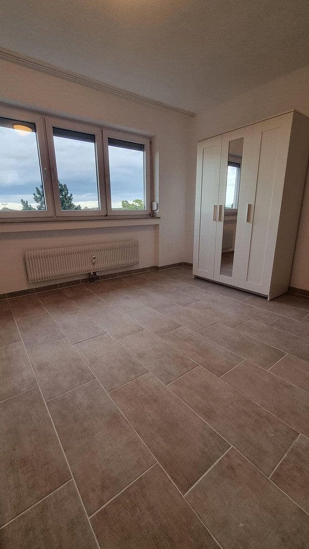 Prenájom bytu 3-izbový 70 m², Rüsselsheim am Main, Hesensko Prenájom bytu 3-izbový 70 m², Rüsselsheim am Main, Hesensko