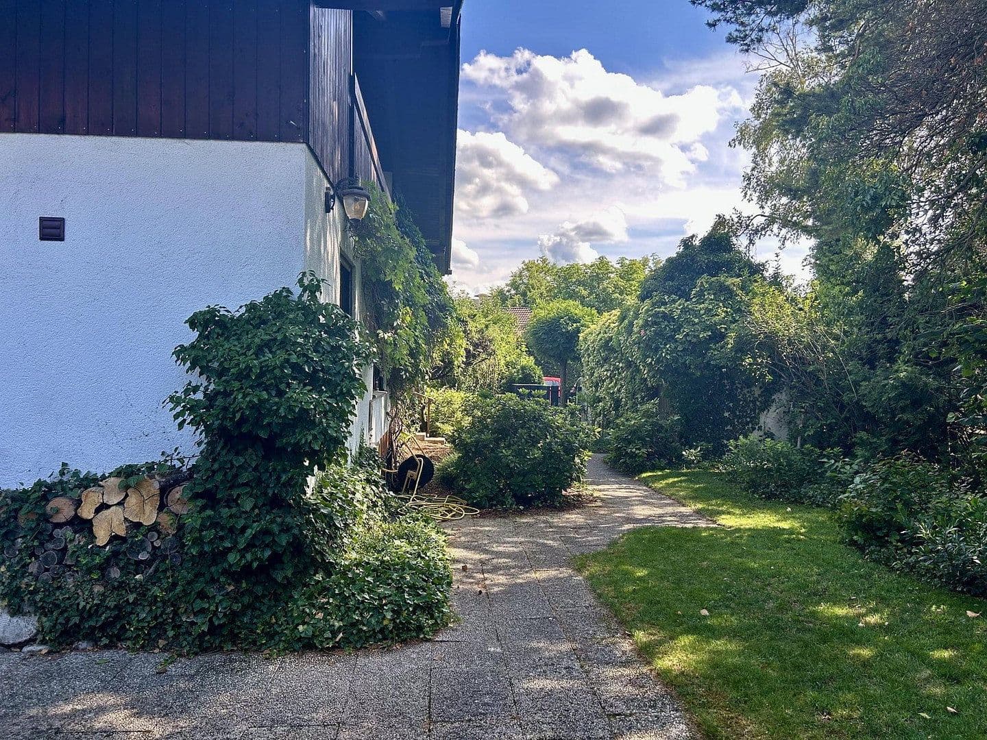 Predaj domu 190 m², pozemok 820 m², Siebenbürger Straße 37, Geretsried, Bavorsko Predaj domu 190 m², pozemok 820 m², Siebenbürger Straße 37, Geretsried, Bavorsko