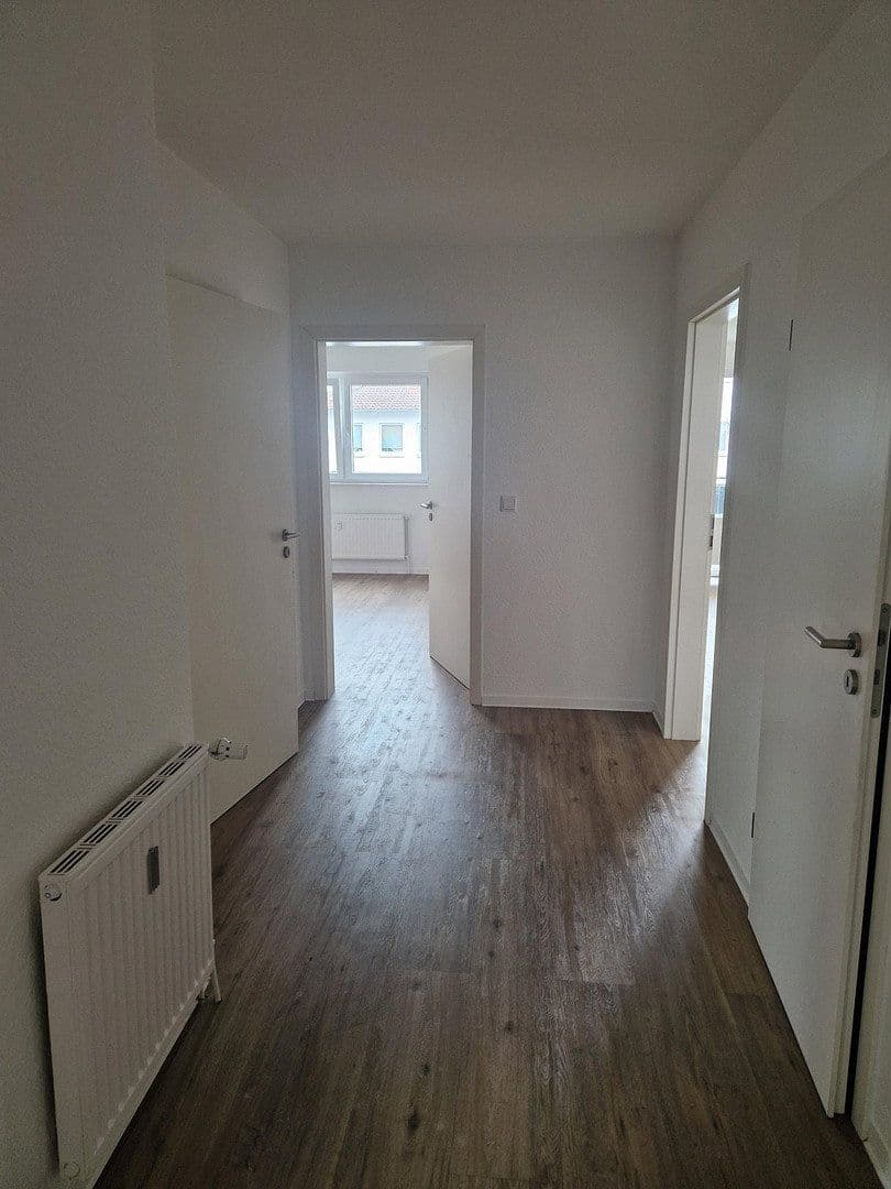 Prenájom bytu 3-izbový 82 m², Schöppenstedt, Dolné Sasko Prenájom bytu 3-izbový 82 m², Schöppenstedt, Dolné Sasko