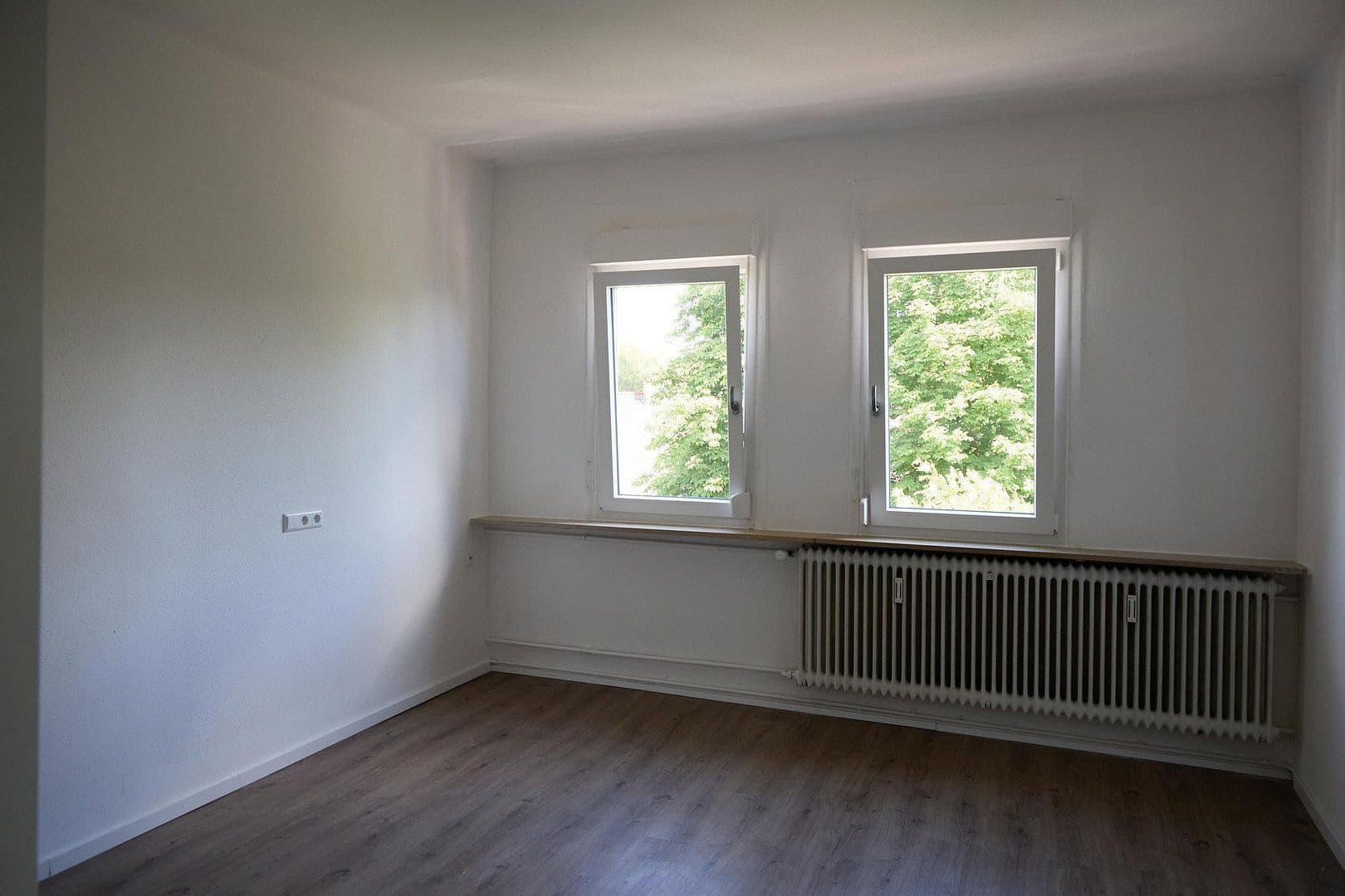 Prenájom bytu 3-izbový 95 m², Kirchheim unter Teck, Bádensko-Wurttembersko Prenájom bytu 3-izbový 95 m², Kirchheim unter Teck, Bádensko-Wurttembersko