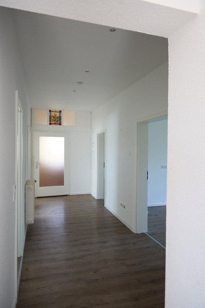 Prenájom bytu 3-izbový 95 m², Kirchheim unter Teck, Bádensko-Wurttembersko Prenájom bytu 3-izbový 95 m², Kirchheim unter Teck, Bádensko-Wurttembersko