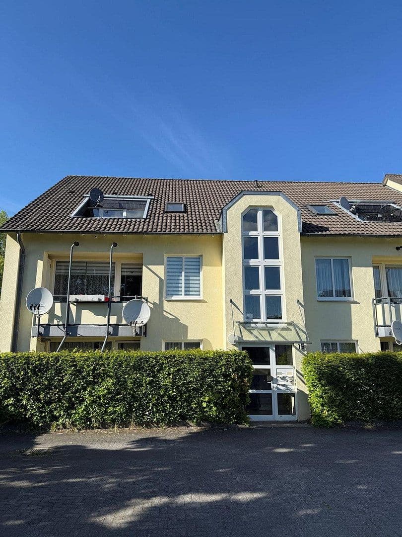 Prenájom bytu 3-izbový 81 m², Waldbröl, Severné Porýnie - Westfálsko Prenájom bytu 3-izbový 81 m², Waldbröl, Severné Porýnie - Westfálsko