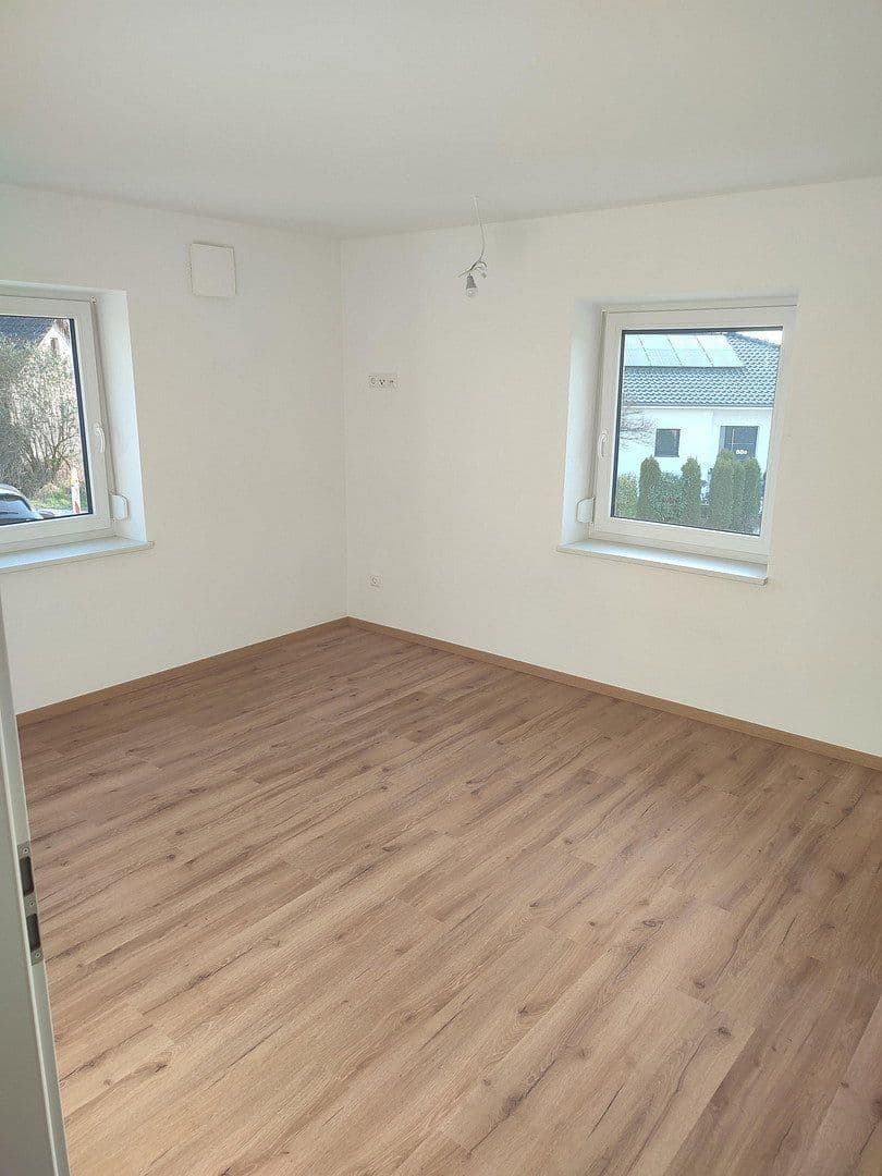 Prenájom bytu 3-izbový 79 m², Hofkirchen, Bavorsko Prenájom bytu 3-izbový 79 m², Hofkirchen, Bavorsko