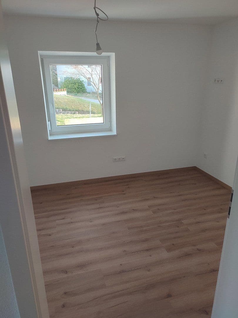 Prenájom bytu 3-izbový 79 m², Hofkirchen, Bavorsko Prenájom bytu 3-izbový 79 m², Hofkirchen, Bavorsko