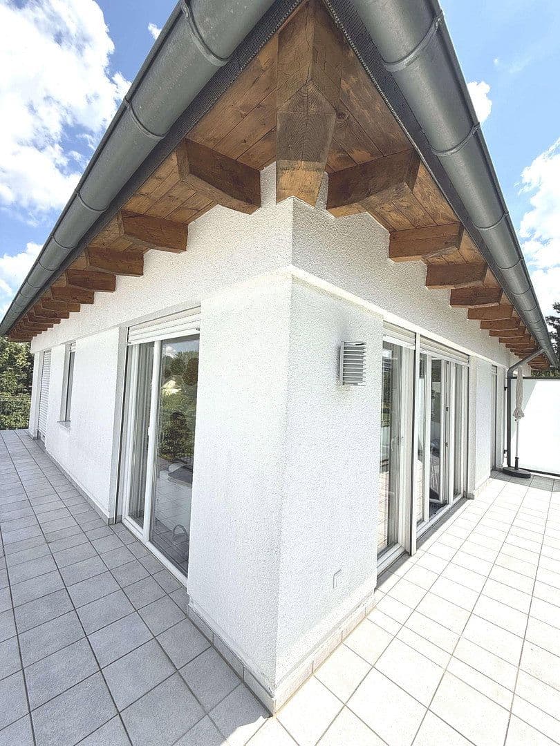Prenájom bytu 2-izbový 59 m², Ortlindestr. 15, München, Bavorsko Prenájom bytu 2-izbový 59 m², Ortlindestr. 15, München, Bavorsko