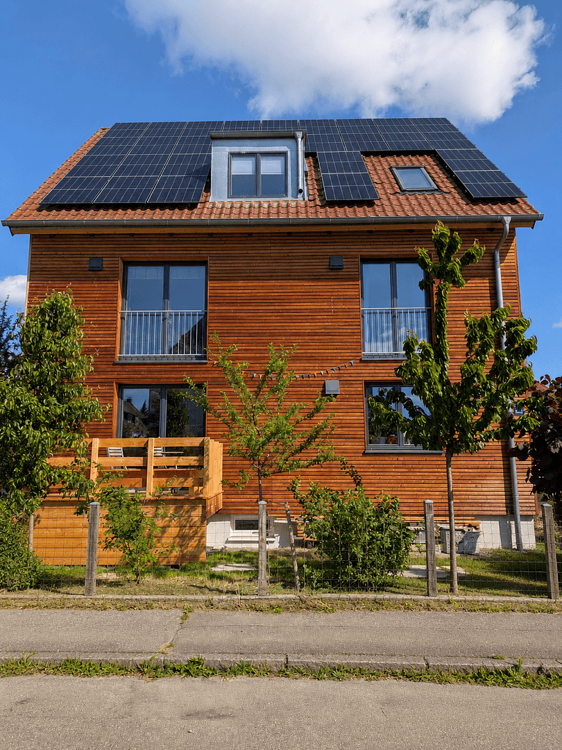 Predaj domu 178 m², pozemok 595 m², Landshut, Bavorsko Predaj domu 178 m², pozemok 595 m², Landshut, Bavorsko