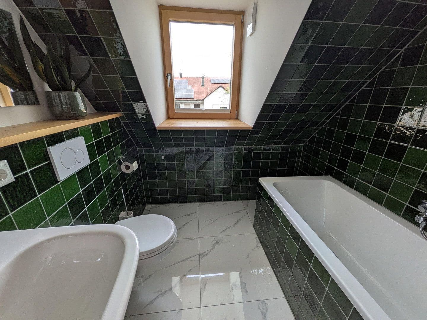 Predaj domu 178 m², pozemok 595 m², Landshut, Bavorsko Predaj domu 178 m², pozemok 595 m², Landshut, Bavorsko