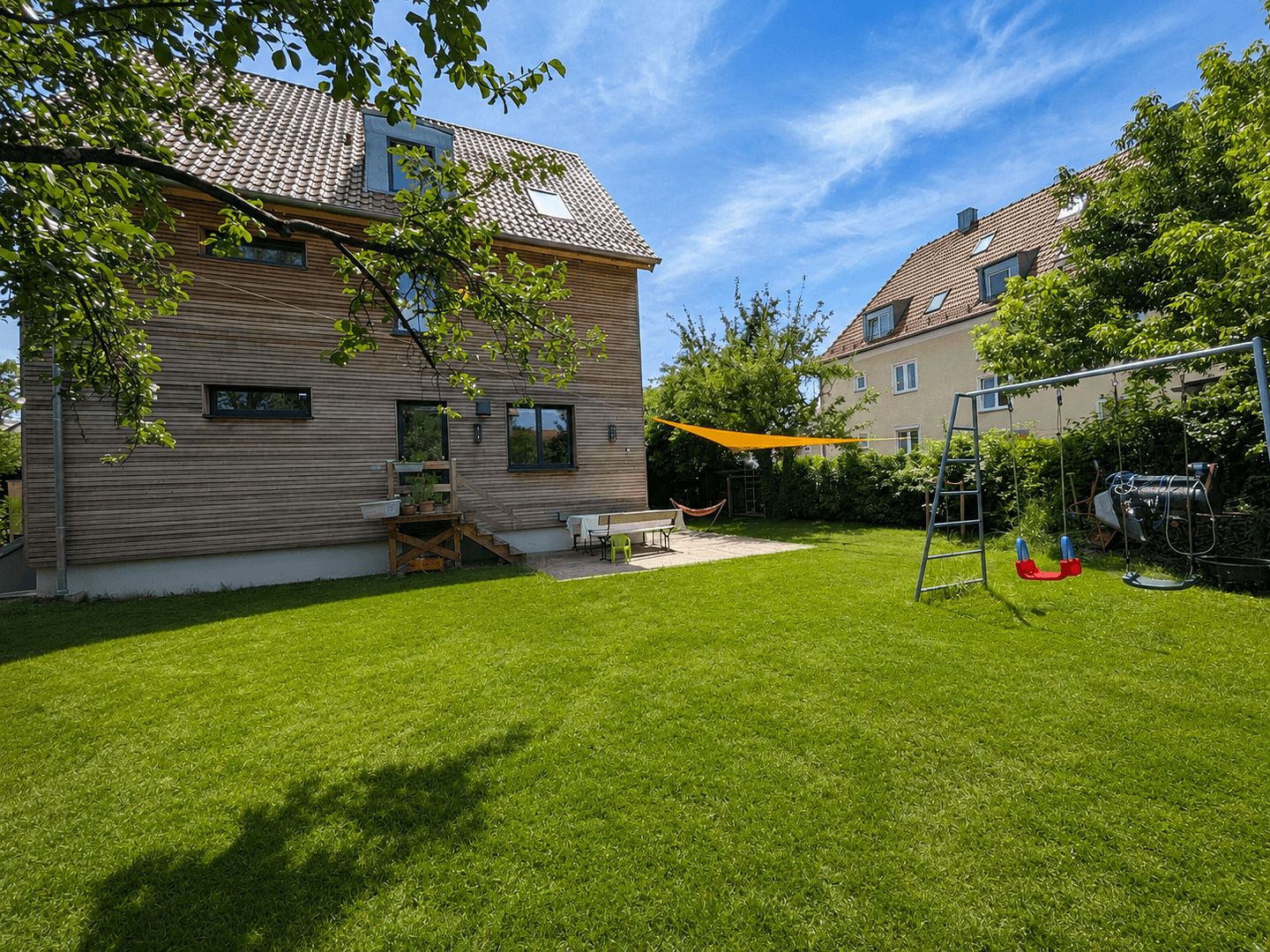Predaj domu 178 m², pozemok 595 m², Landshut, Bavorsko Predaj domu 178 m², pozemok 595 m², Landshut, Bavorsko